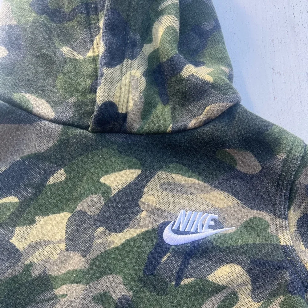 Kid's Nike Hoodie‎ Camo Swish Logo 2T Outdoor Camping Hike Logo Streetwear